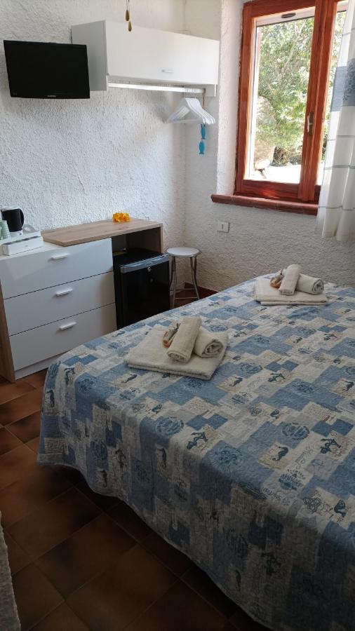 Villa Majore Beb Con Piscina Privata 雷纳马约勒 外观 照片