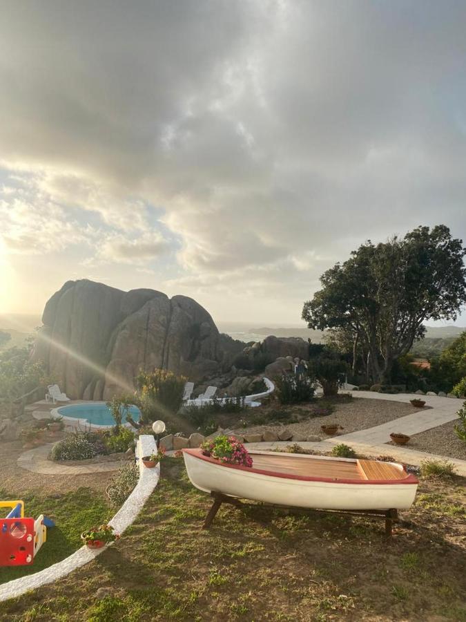 Villa Majore Beb Con Piscina Privata 雷纳马约勒 外观 照片